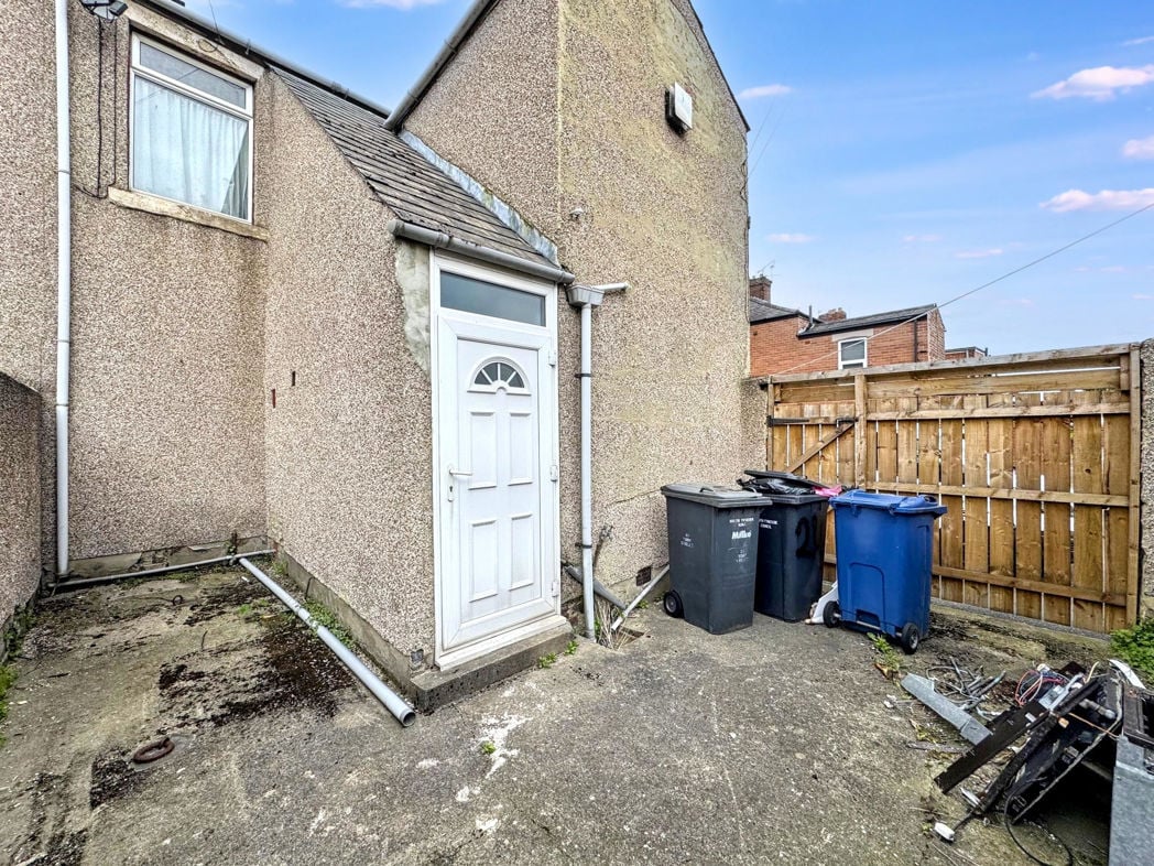 Property image 12 of 15