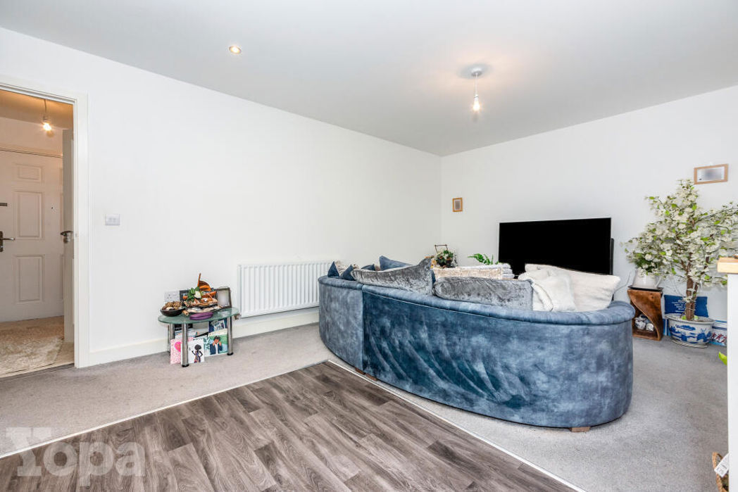 Property image 6 of 16