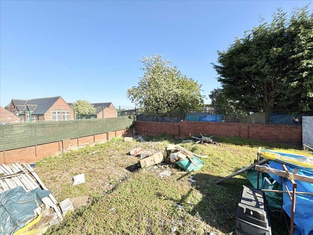 Property image 8 of 10