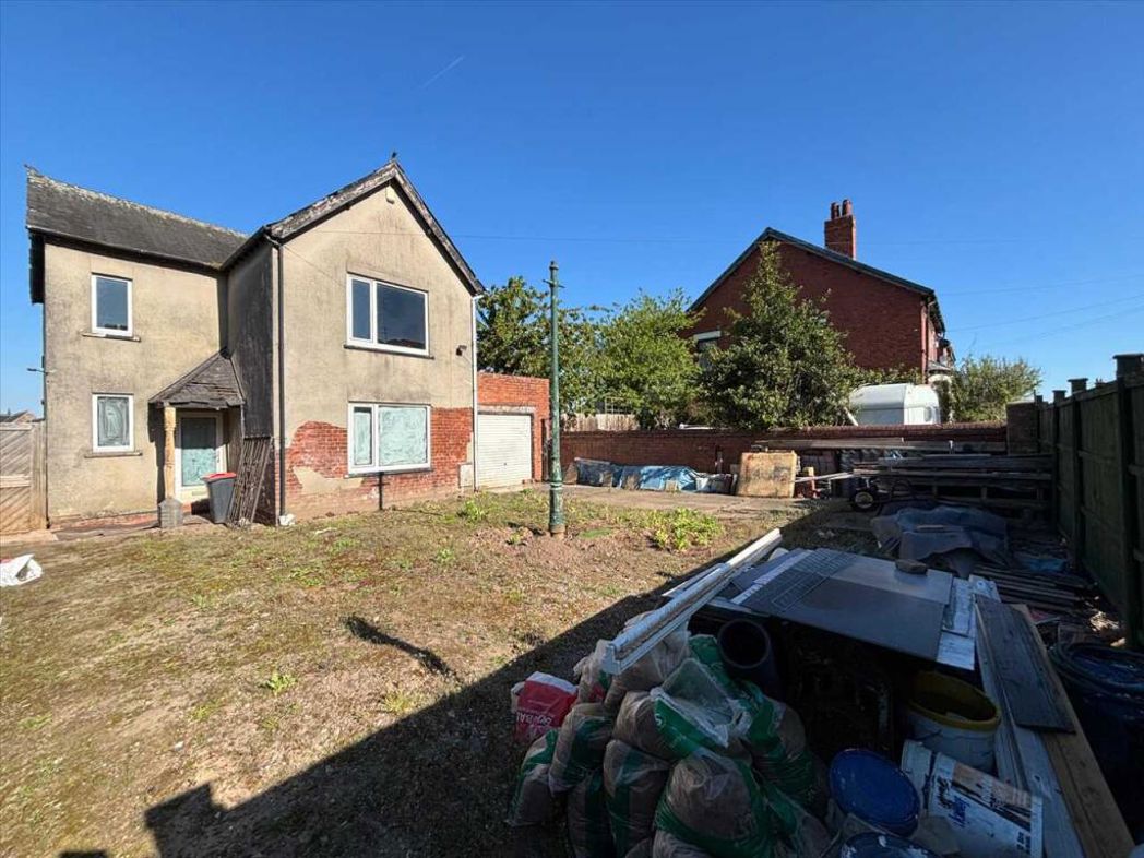 Property image 10 of 10
