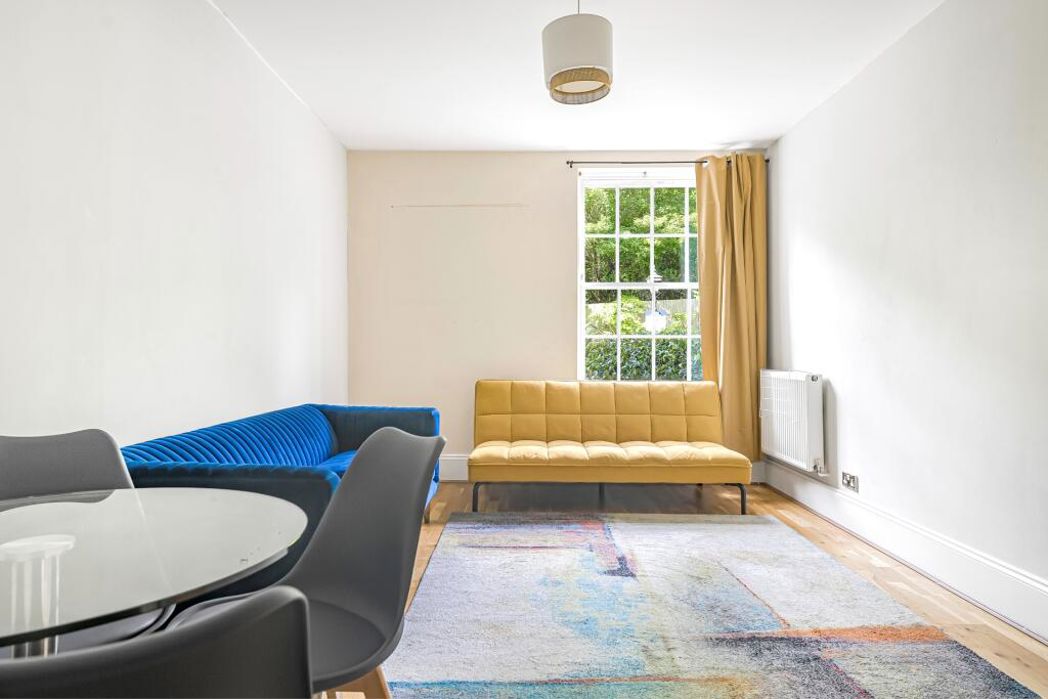 Property image 2 of 23