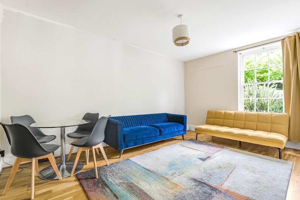 Property image 3 of 23