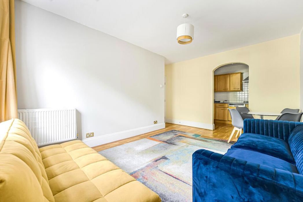 Property image 4 of 23