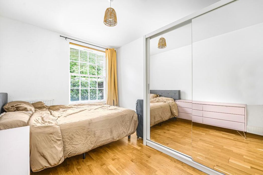 Property image 10 of 23