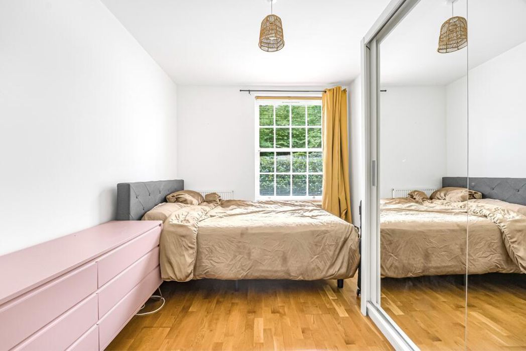 Property image 11 of 23