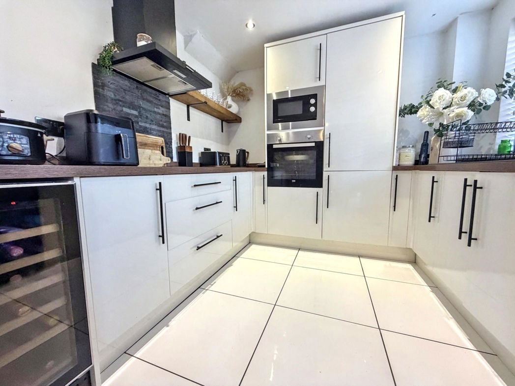 Property image 7 of 20