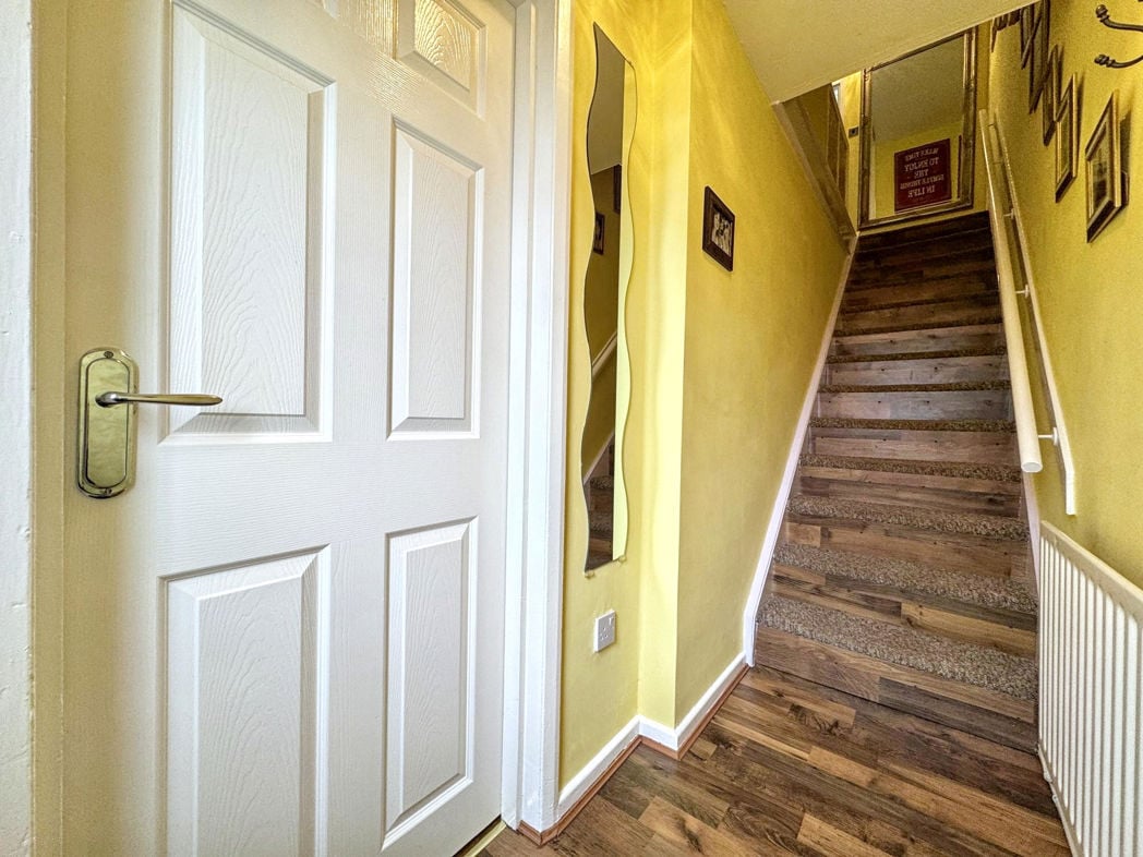 Property image 4 of 24