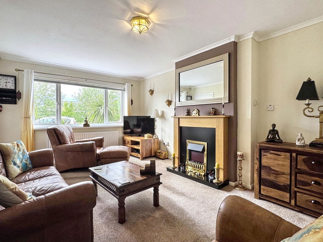 Property image 2 of 24