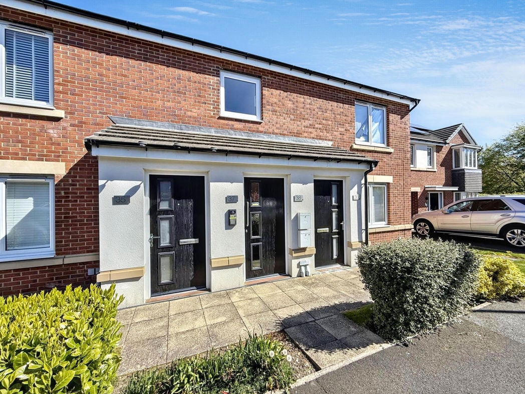 Property image 1 of 15