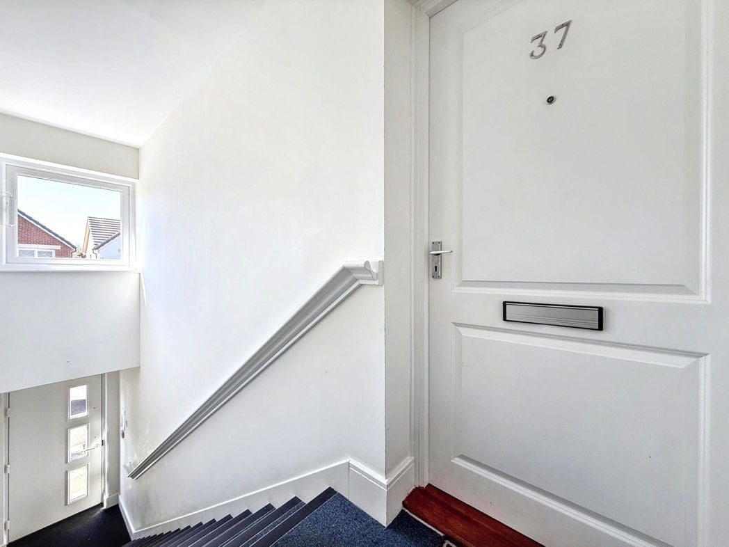 Property image 5 of 15