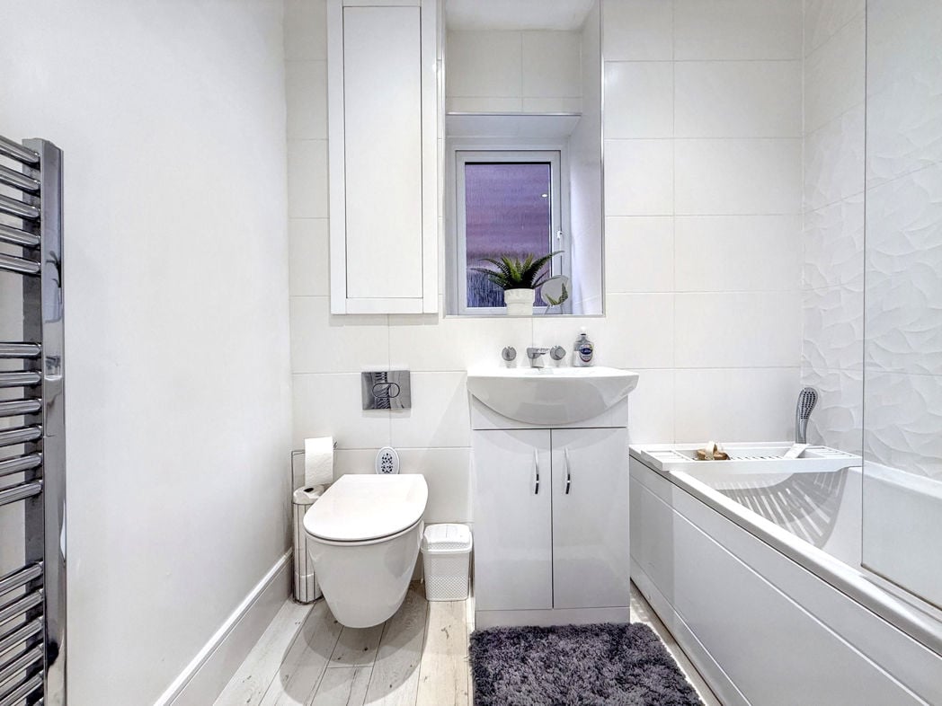 Property image 12 of 15
