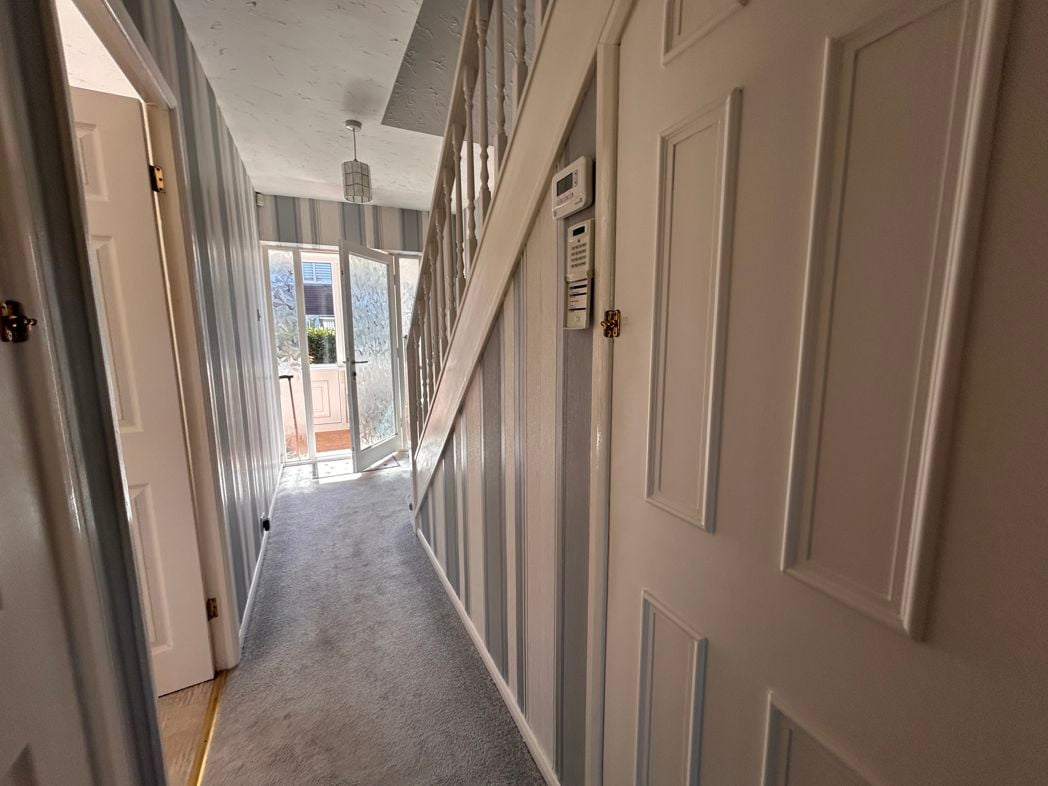 Property image 8 of 23