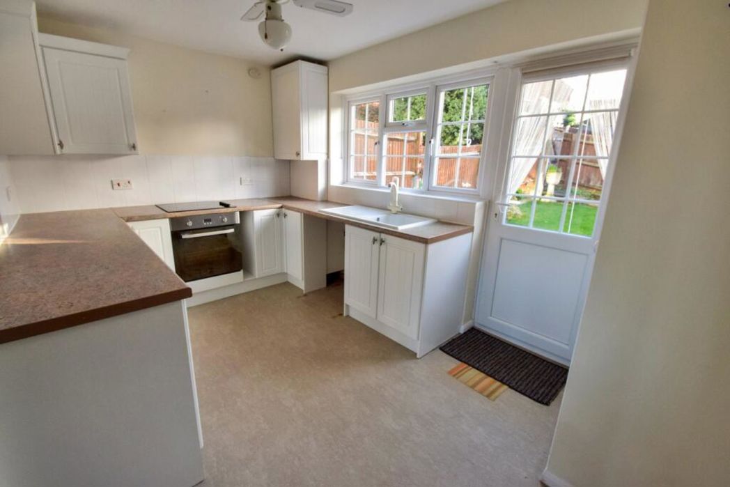 Property image 12 of 15