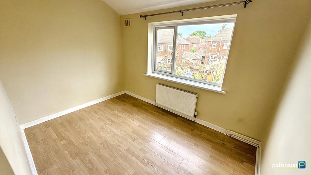 Property image 11 of 16