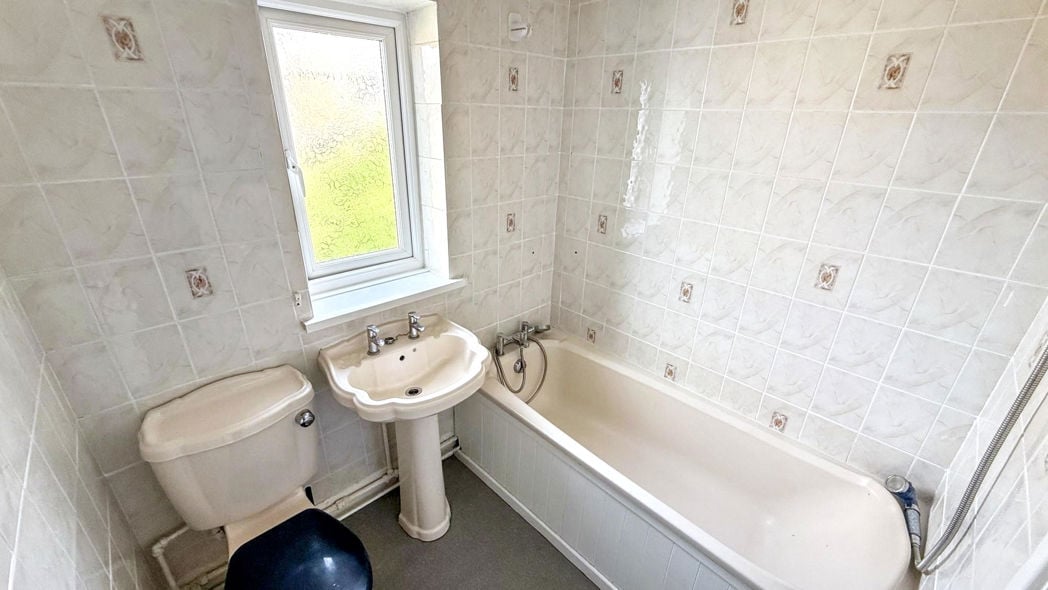 Property image 13 of 16