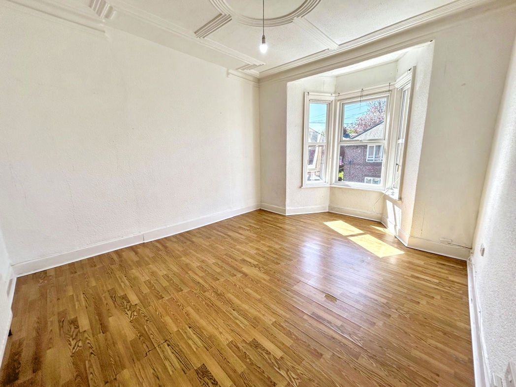 Property image 4 of 8