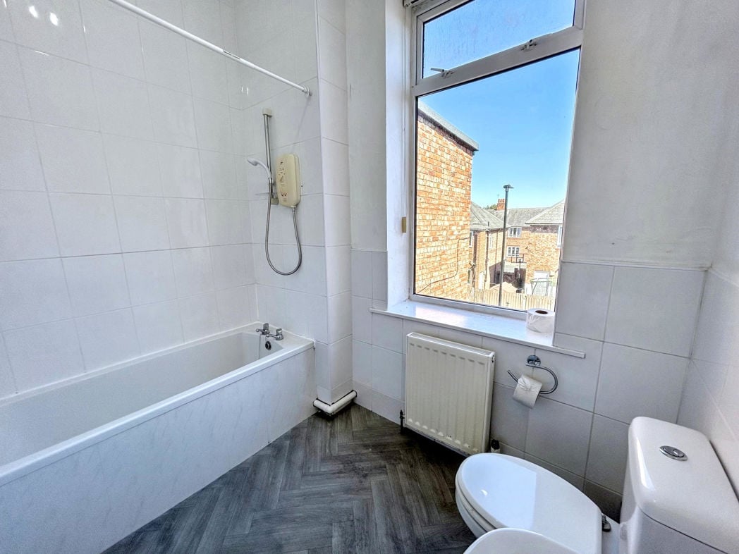 Property image 7 of 8