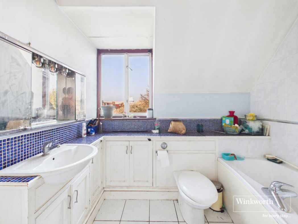 Property image 6 of 8