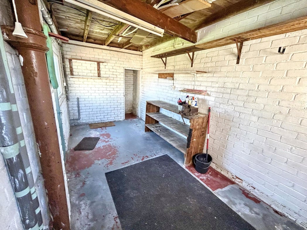 Property image 10 of 10