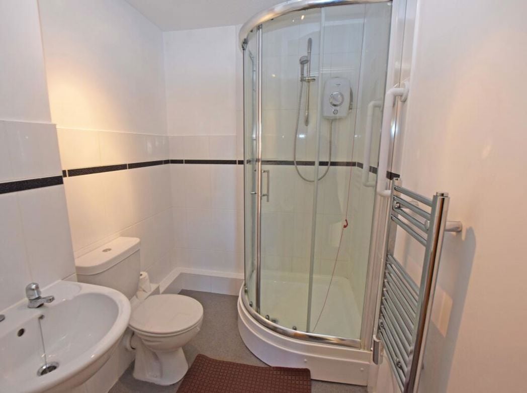 Property image 4 of 7