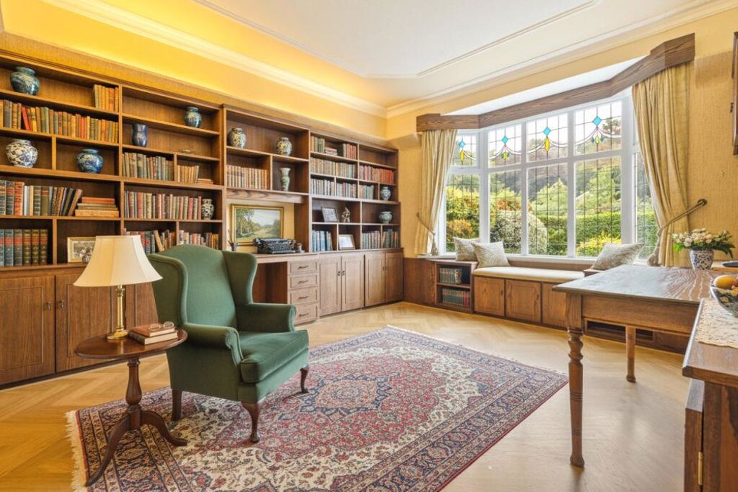 Property image 12 of 40