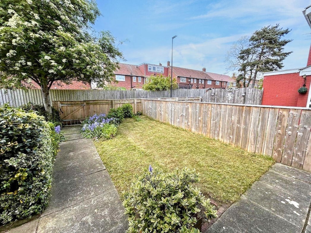 Property image 10 of 10