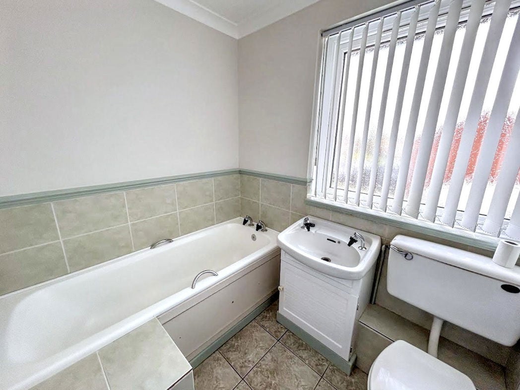 Property image 8 of 10