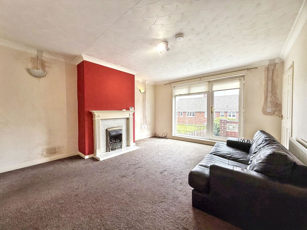 Property image 3 of 18
