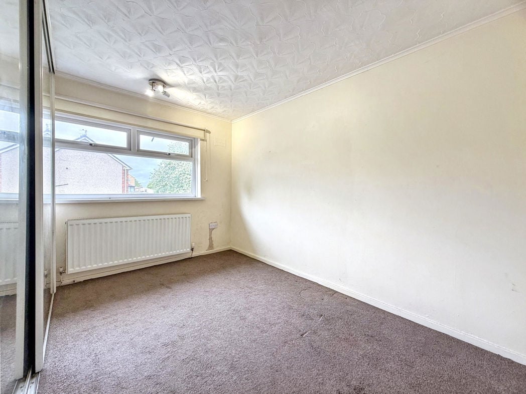Property image 14 of 18