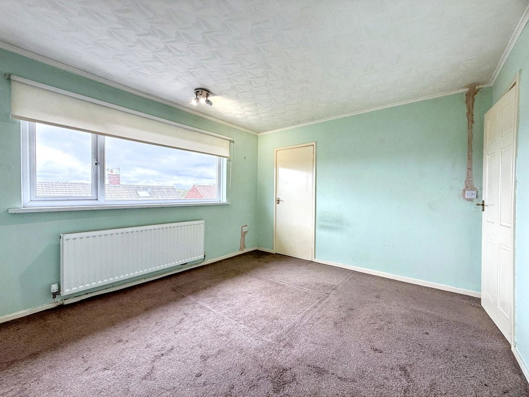 Property image 12 of 18