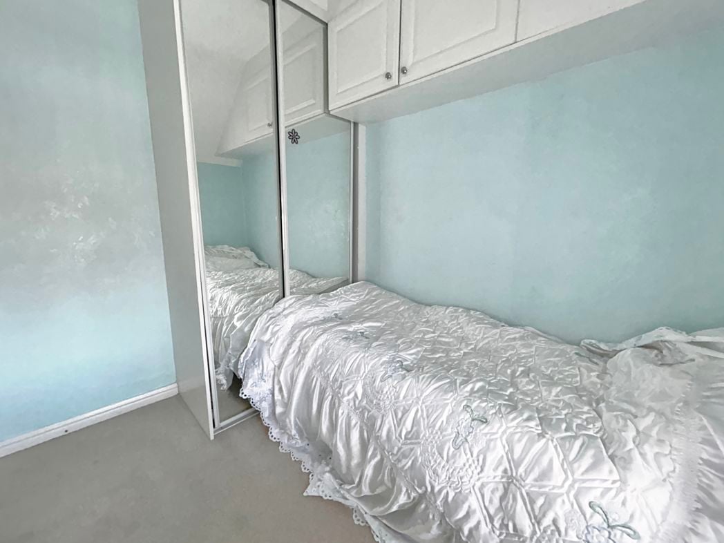 Property image 12 of 16