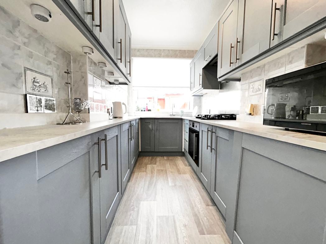 Property image 3 of 16
