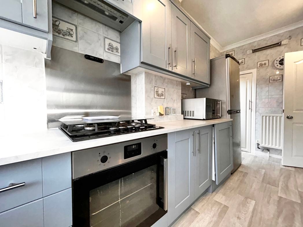 Property image 6 of 16