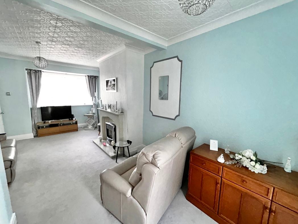Property image 5 of 16