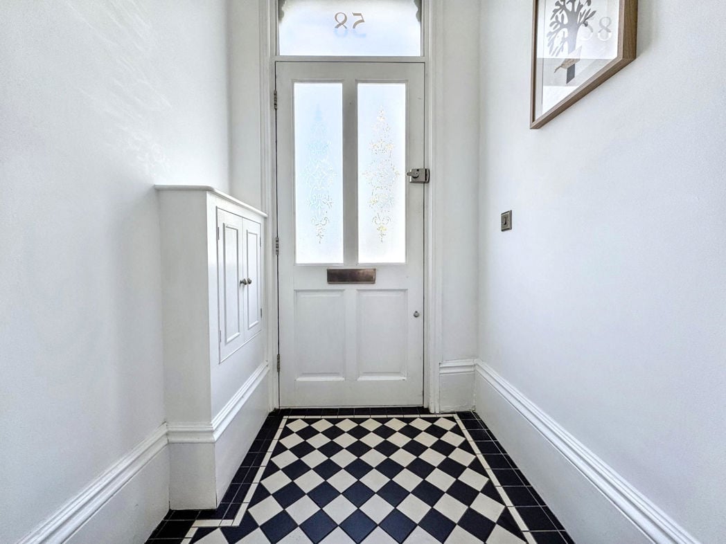 Property image 4 of 39