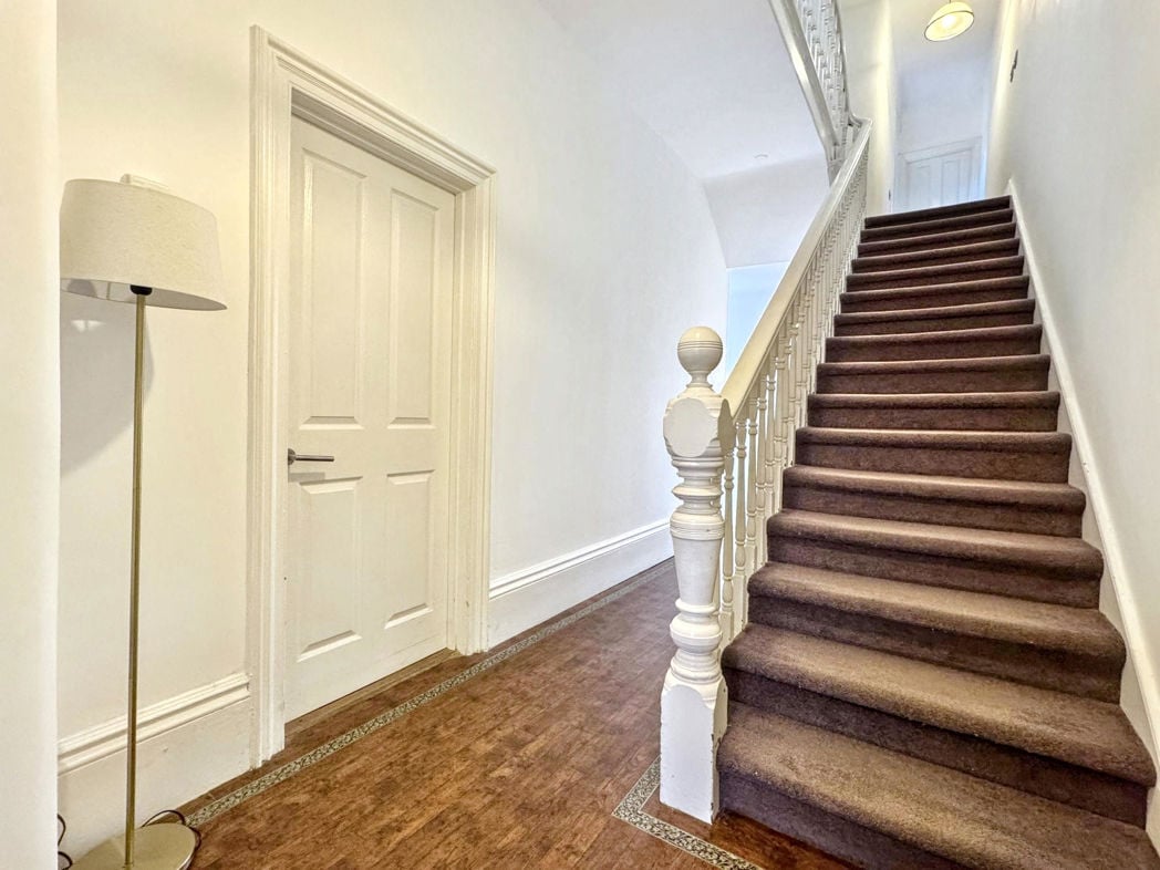 Property image 7 of 39