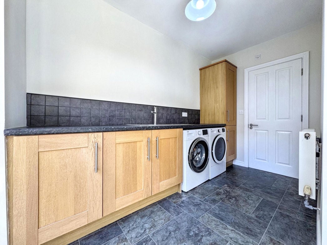 Property image 17 of 39