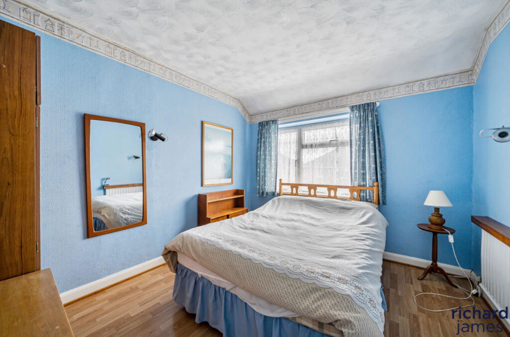 Property image 11 of 19