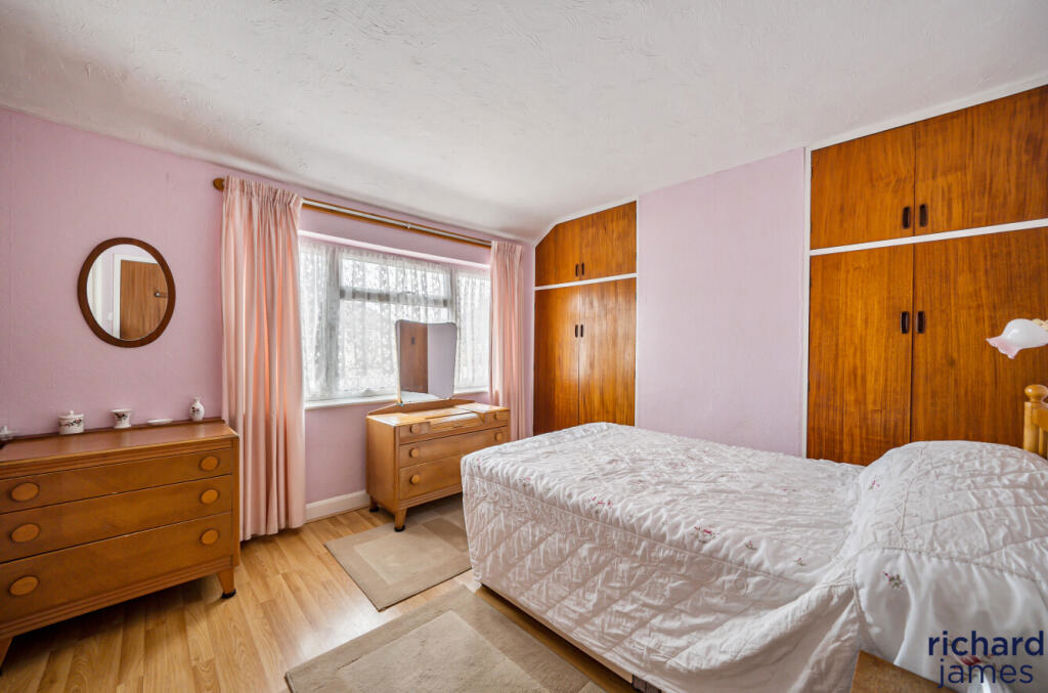 Property image 12 of 19
