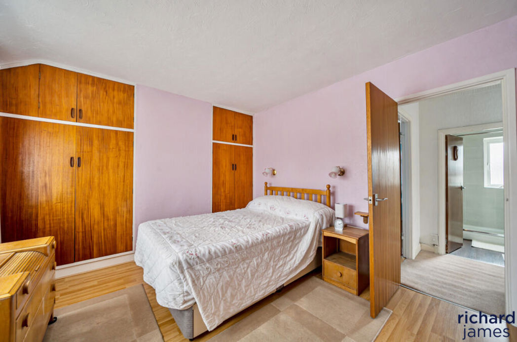Property image 14 of 19