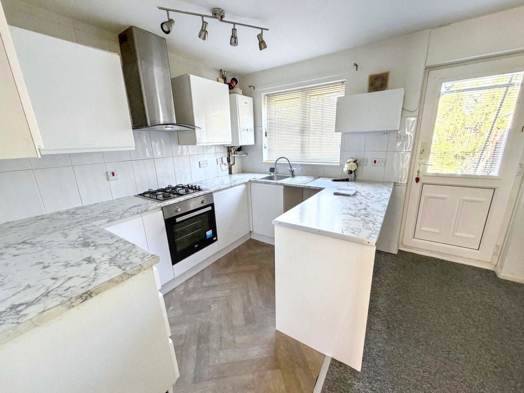 Property image 6 of 11