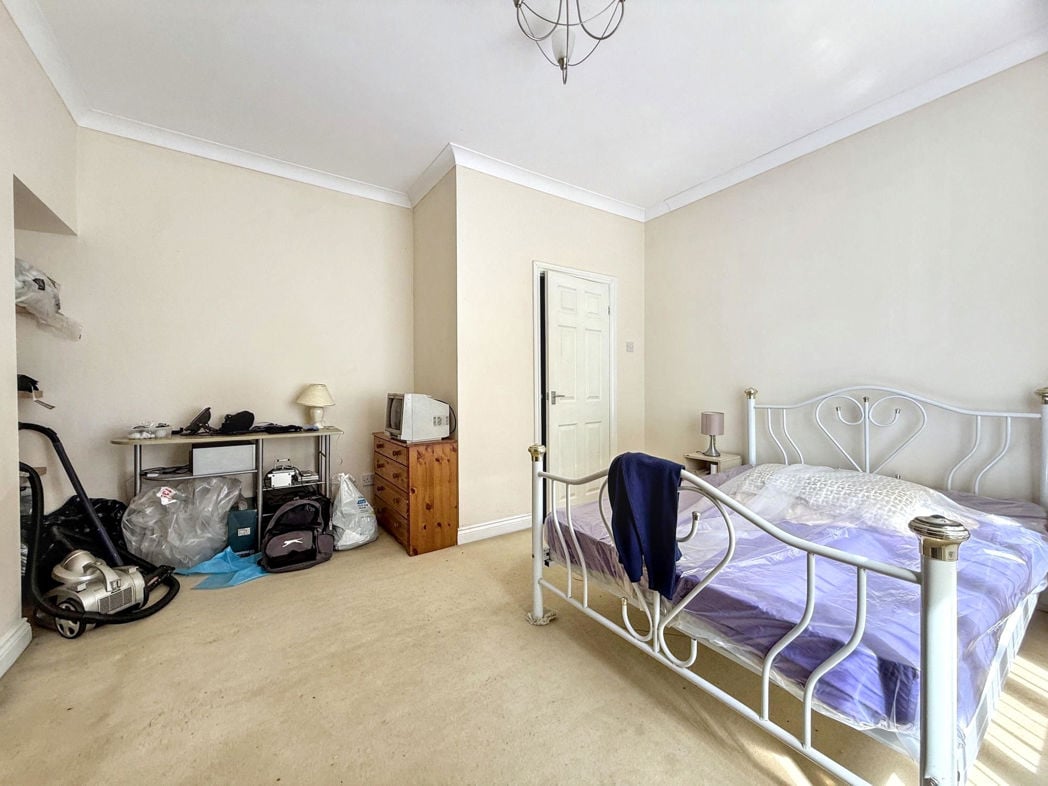 Property image 10 of 15