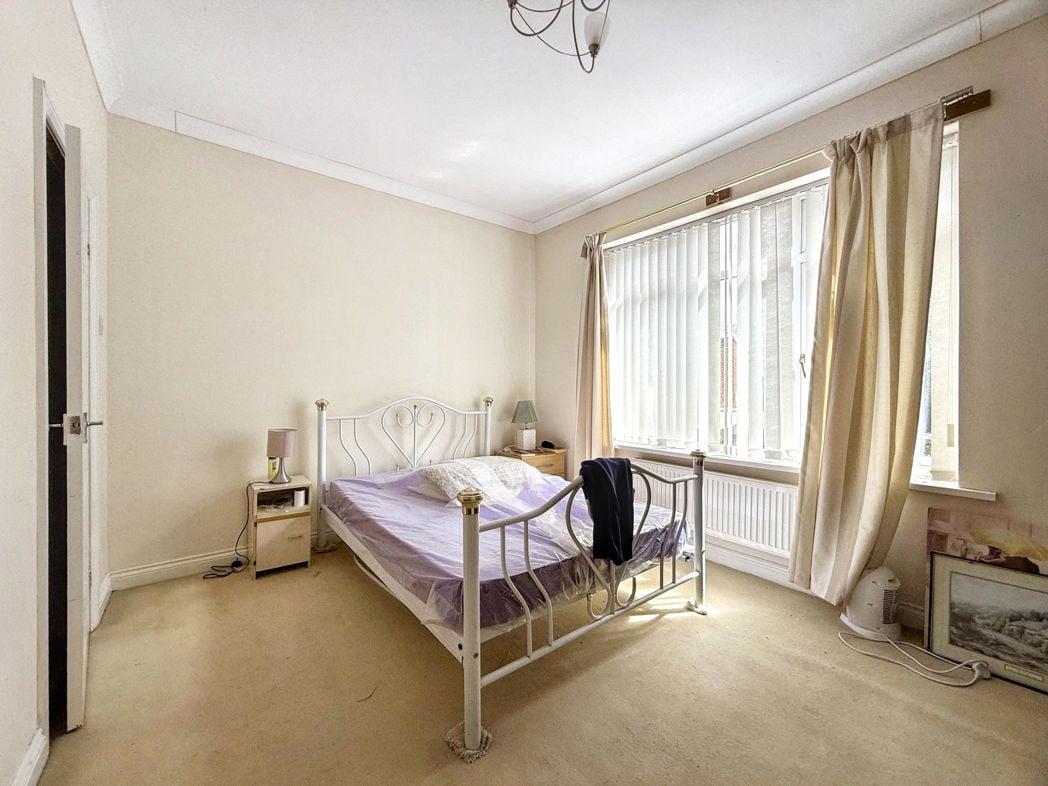 Property image 11 of 15