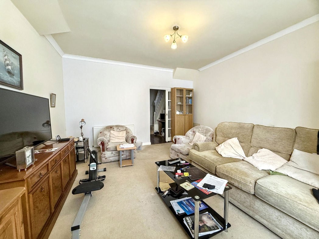 Property image 4 of 15