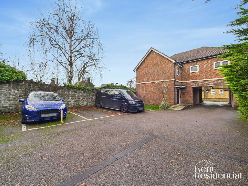 Property image 9 of 9