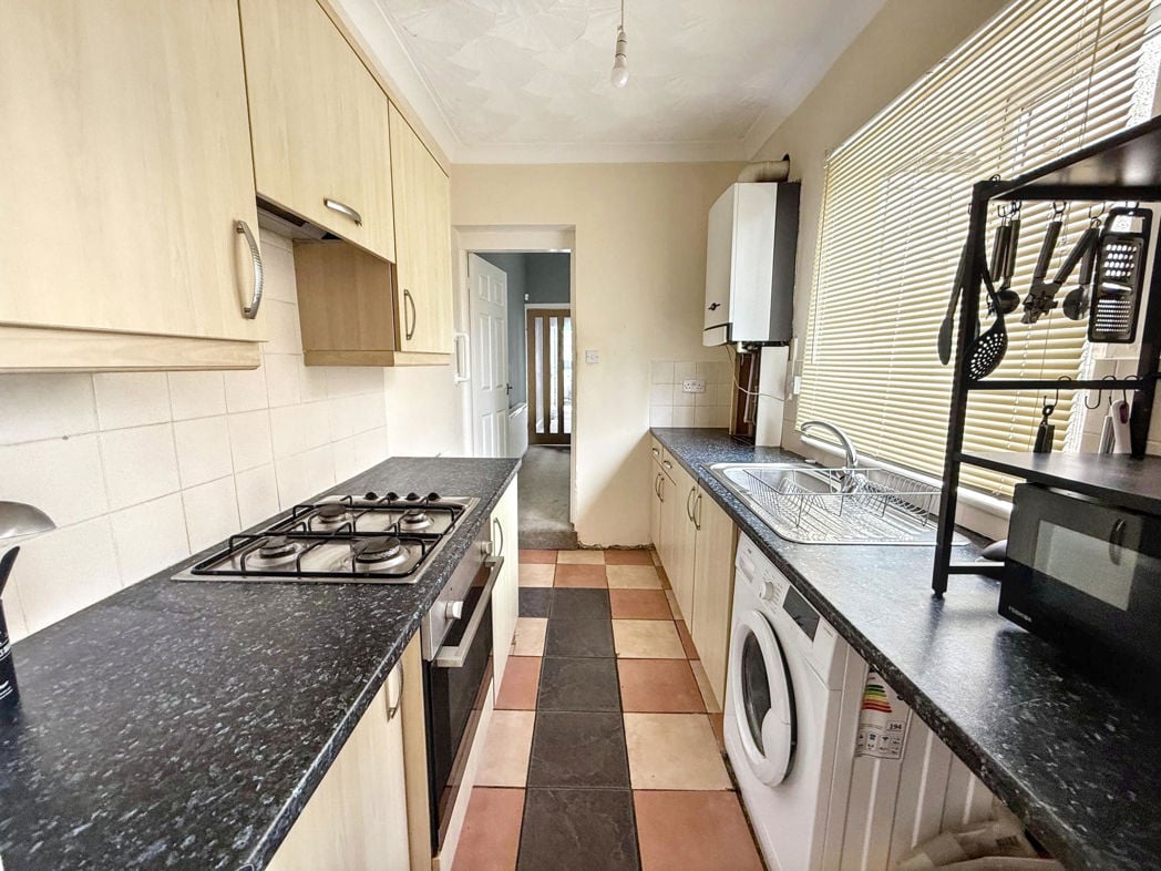 Property image 2 of 10
