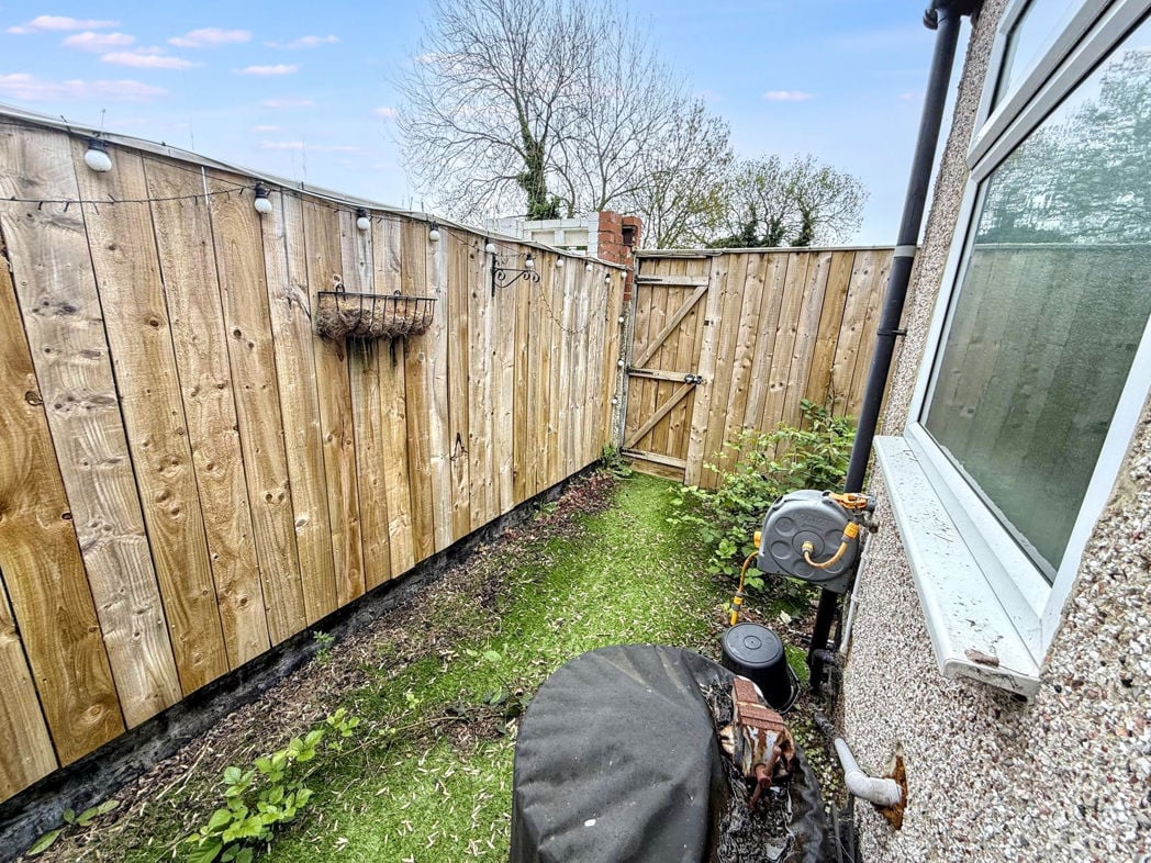 Property image 8 of 10