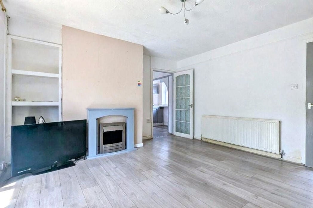 Property image 6 of 19