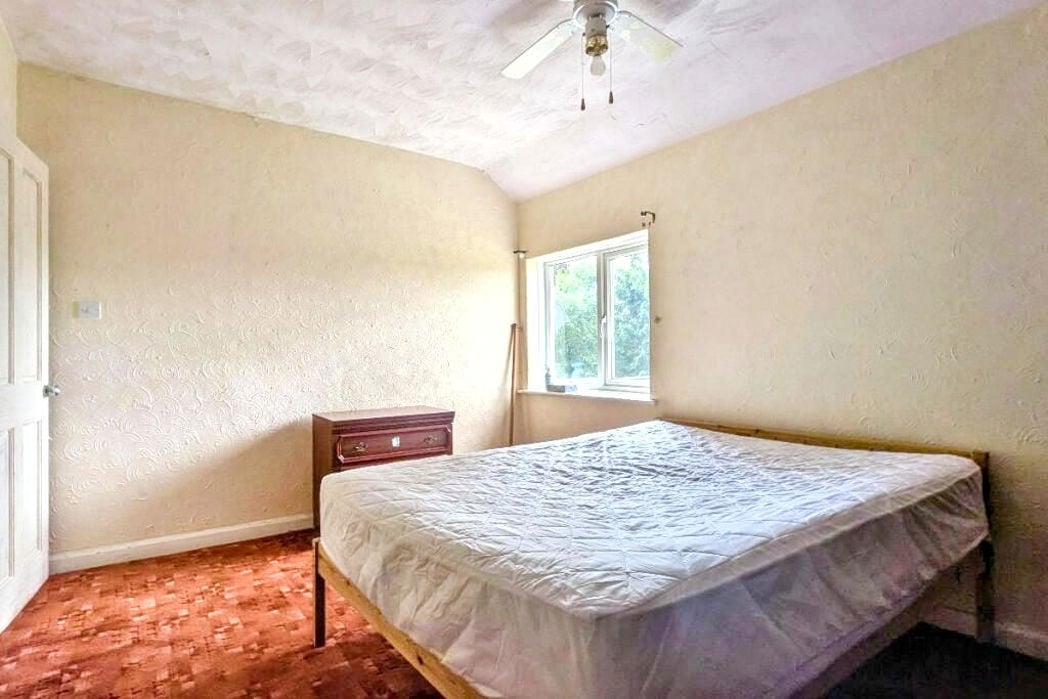 Property image 11 of 19