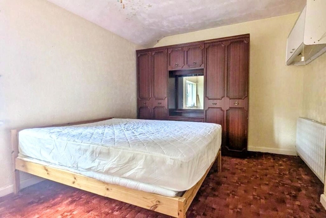 Property image 13 of 19